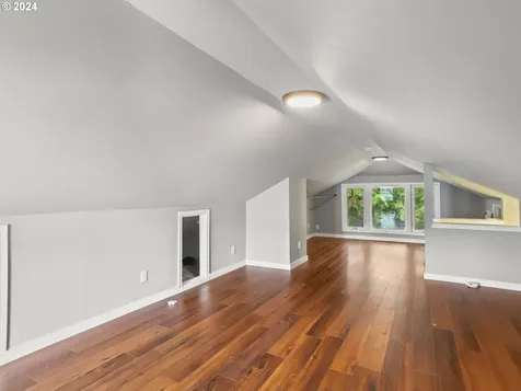 8704 N Portsmouth Avenue Portland OR 97203