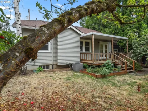 8704 N Portsmouth Avenue Portland OR 97203