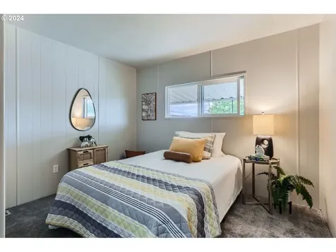 2681 SE River Road Hillsboro OR 97123