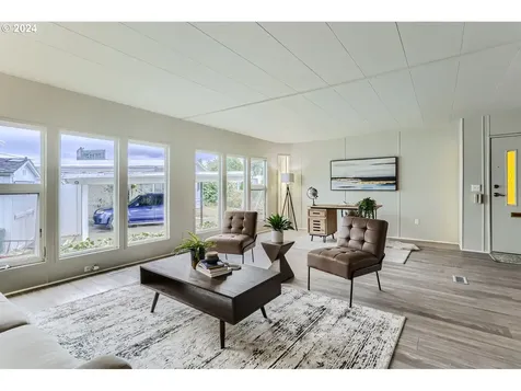 2681 SE River Road Hillsboro OR 97123