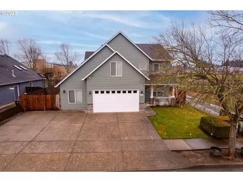 1724 SE 10th Avenue Canby OR 97013