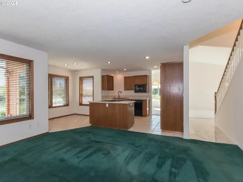 21800 NE Lachenview Lane Fairview OR 97024