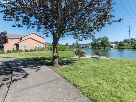 21800 NE Lachenview Lane Fairview OR 97024