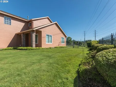 21800 NE Lachenview Lane Fairview OR 97024