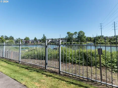 21800 NE Lachenview Lane Fairview OR 97024