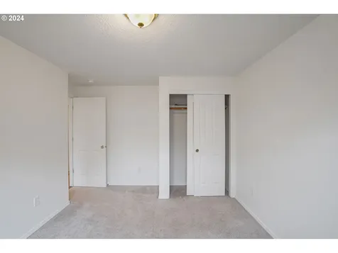 2367 Boston Street Se Albany OR 97322