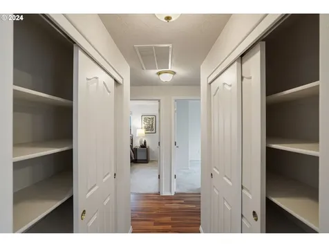 2367 Boston Street Se Albany OR 97322