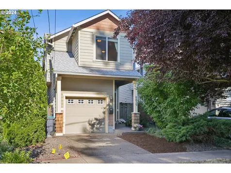 8839 N Burrage Avenue Portland OR 97217