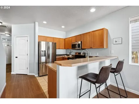 8839 N Burrage Avenue Portland OR 97217