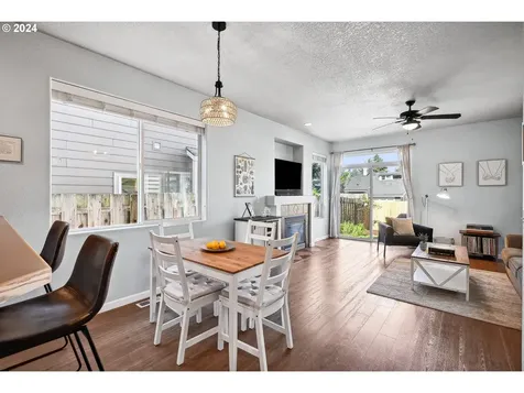 8839 N Burrage Avenue Portland OR 97217