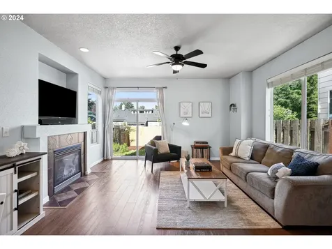 8839 N Burrage Avenue Portland OR 97217