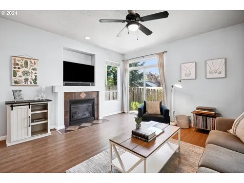 8839 N Burrage Avenue Portland OR 97217