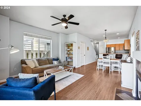 8839 N Burrage Avenue Portland OR 97217