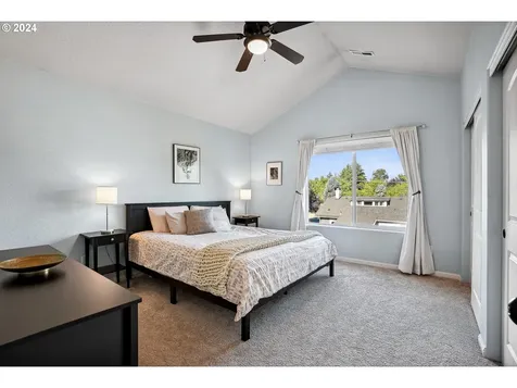 8839 N Burrage Avenue Portland OR 97217