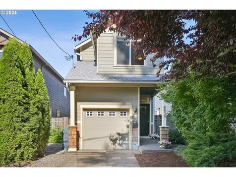 8839 N Burrage Avenue Portland OR 97217