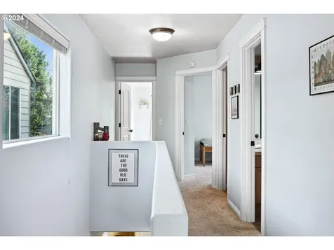 8839 N Burrage Avenue Portland OR 97217