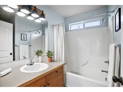 8839 N Burrage Avenue Portland OR 97217
