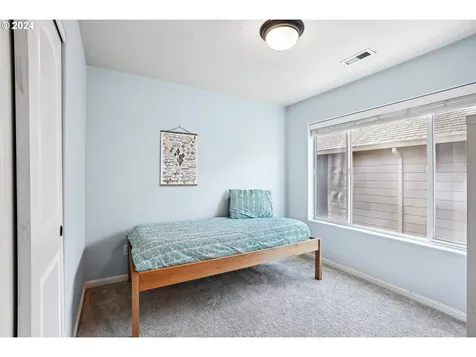 8839 N Burrage Avenue Portland OR 97217