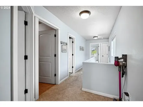 8839 N Burrage Avenue Portland OR 97217