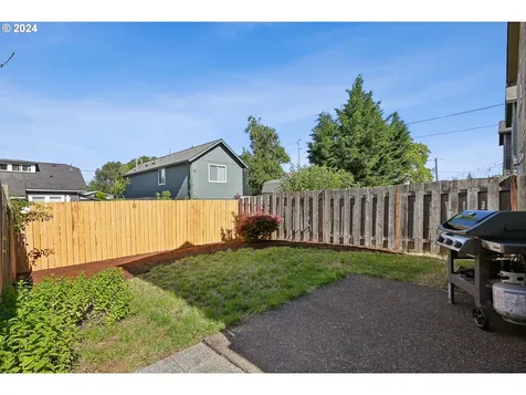 8839 N Burrage Avenue Portland OR 97217