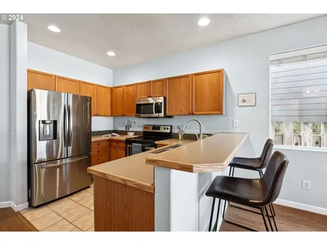8839 N Burrage Avenue Portland OR 97217