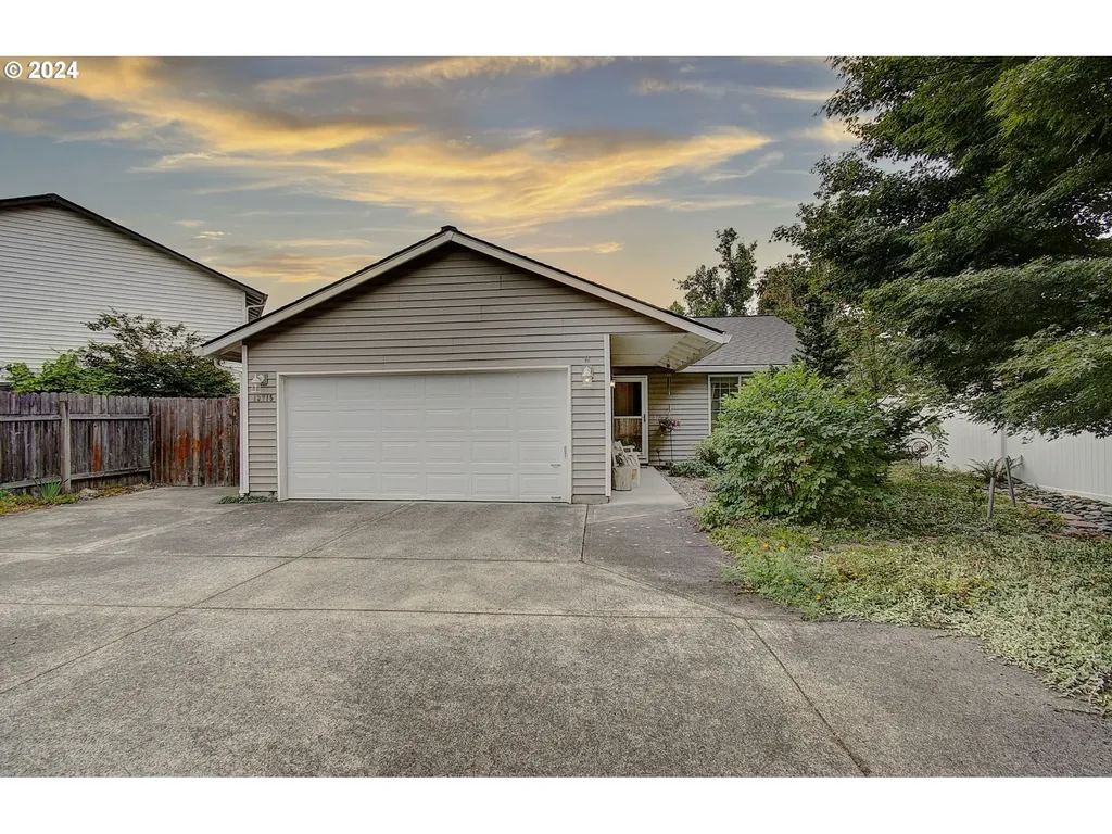 13715 NE 32nd Circle Vancouver WA 98682