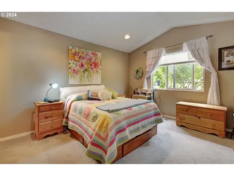 13715 NE 32nd Circle Vancouver WA 98682