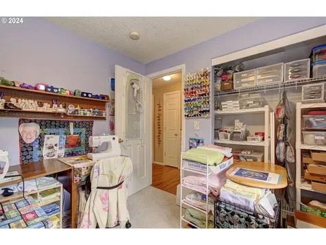 13715 NE 32nd Circle Vancouver WA 98682