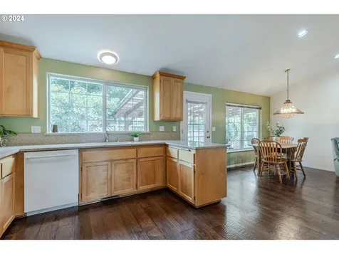 3345 Twin Elms Drive Eugene OR 97408