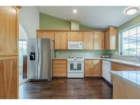 3345 Twin Elms Drive Eugene OR 97408