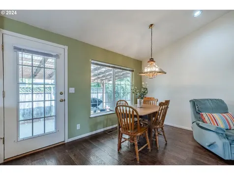 3345 Twin Elms Drive Eugene OR 97408