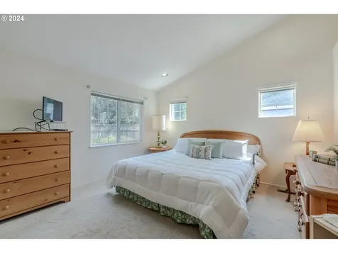 3345 Twin Elms Drive Eugene OR 97408