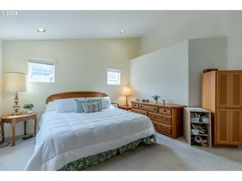3345 Twin Elms Drive Eugene OR 97408