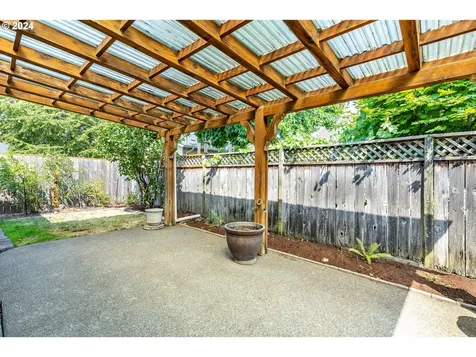 3345 Twin Elms Drive Eugene OR 97408
