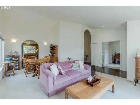 3345 Twin Elms Drive Eugene OR 97408