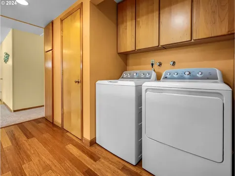 89300 Dellmoor Loop Warrenton OR 97146