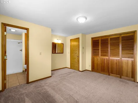 89300 Dellmoor Loop Warrenton OR 97146