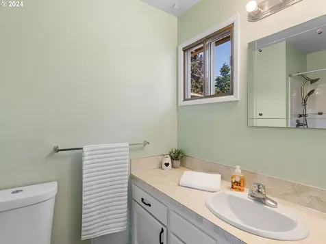 6936 Se 47th Avenue Portland OR 97206