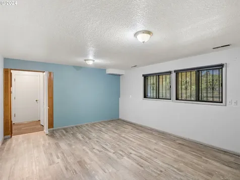 6936 Se 47th Avenue Portland OR 97206