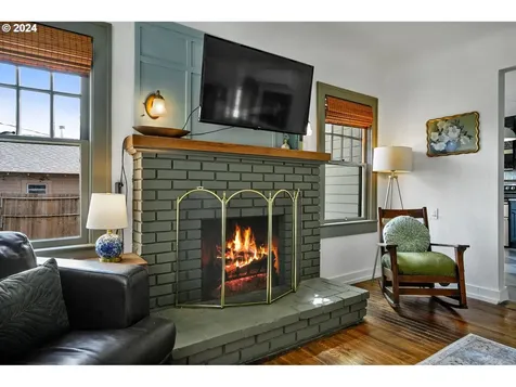 267 Gwinn Street W Monmouth OR 97361