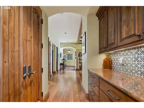 10701 Nw Saltzman Road Portland OR 97229