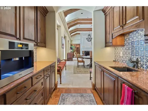 10701 Nw Saltzman Road Portland OR 97229