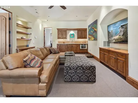 10701 Nw Saltzman Road Portland OR 97229