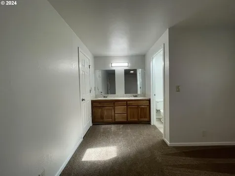 1940 23rd Street Florence OR 97439