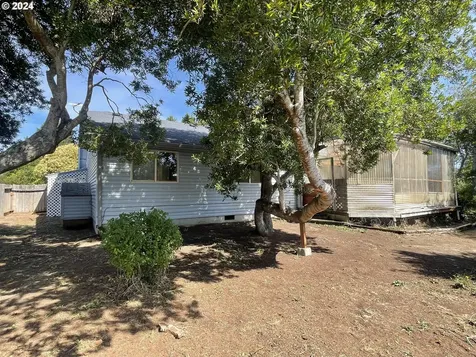 1940 23rd Street Florence OR 97439