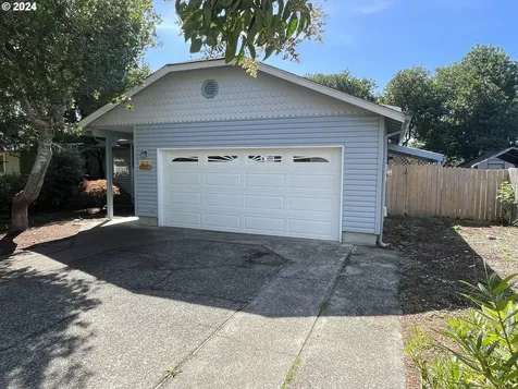 1940 23rd Street Florence OR 97439