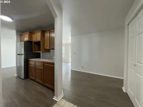1940 23rd Street Florence OR 97439