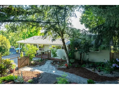 8515 Sw 61st Avenue Portland OR 97219