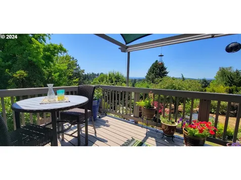 8515 Sw 61st Avenue Portland OR 97219