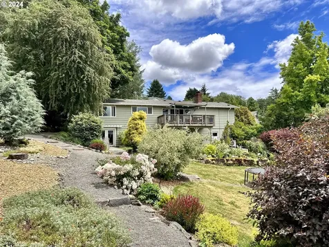 8515 Sw 61st Avenue Portland OR 97219